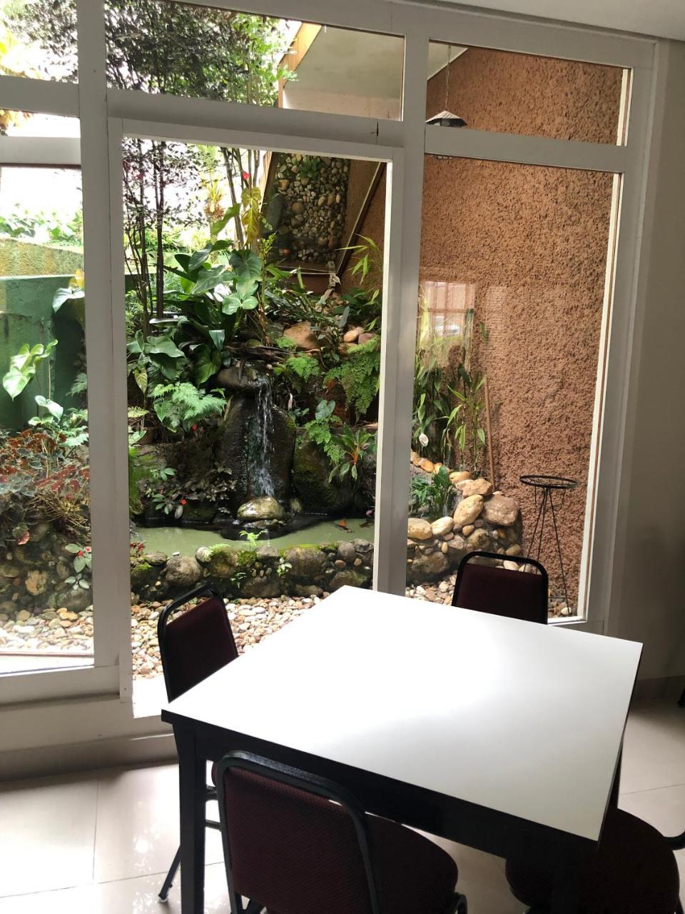 Regis Hotel I 雷吉斯特鲁 外观 照片